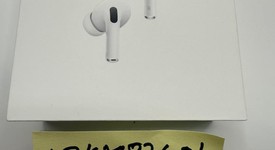 New
													Apple AirPods Pro 2 - USB-C, photo 2 of 4