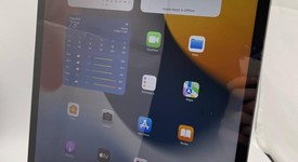 Good
													Apple iPad Pro 12.9" 3rd Gen 2018 - Unlocked, Gray, 64 GB, A2014, photo 4 of 5