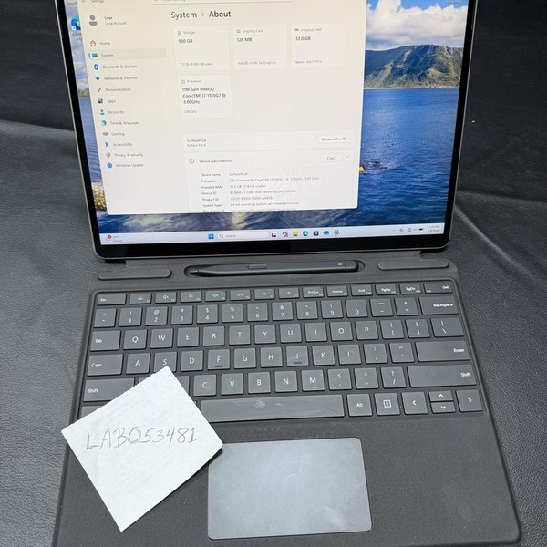 Microsoft Surface Pro 8 - 1 TB, Platinum, 32 GB, Intel Core i7