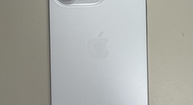 Good
													Apple iPhone 16 Pro - Unlocked, White, 512 GB, A3083, photo 2 of 8