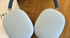 Used
													Apple AirPods Max - Sky Blue, photo 2 of 3