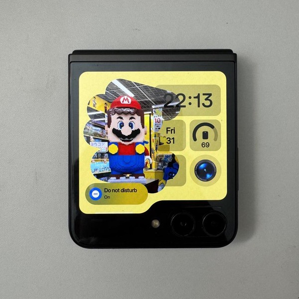 Samsung Galaxy Z Flip5 - Unlocked, 512 GB, Gray, 8 GB, SM-F731U1