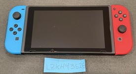 Good
													Nintendo Switch - Red & Blue, 32 GB, photo 4 of 21