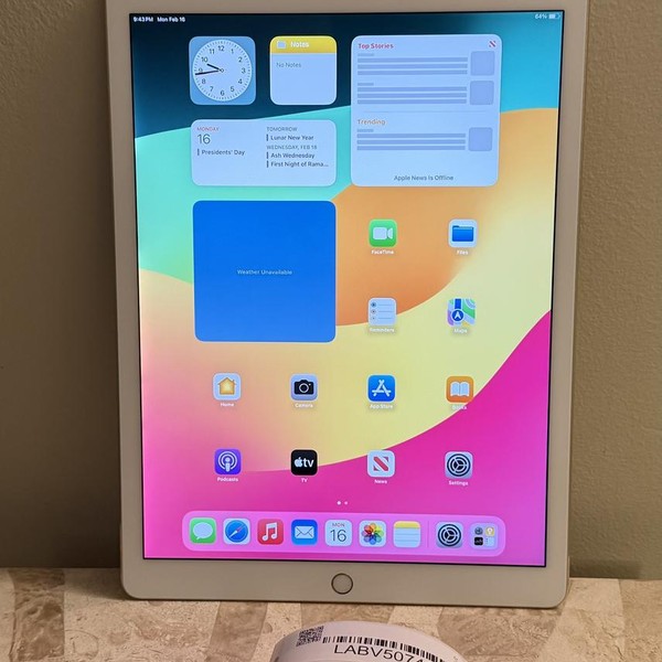 Apple iPad Pro 12.9 inch 2nd Gen 2017 - Wi-Fi, 256 GB, Gold