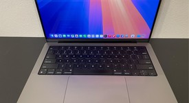 Good
													MacBook Pro 2021 - 14" - Apple M1 Pro 8-core, Gray, 512 GB, 16 GB, photo 2 of 9