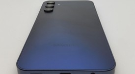Fair
													Samsung Galaxy A15 5G - Unlocked, Black & Blue, 128 GB, 4 GB, photo 5 of 9