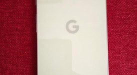 Mint
													Google Pixel 10 - Unlocked, Lemongrass, 128 GB, GLBW0, photo 4 of 9