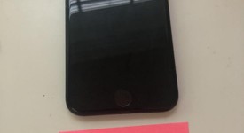 Good
													Apple iPhone SE 2nd Gen 2020 - Unlocked, Black, 64 GB, A2275, photo 2 of 5
