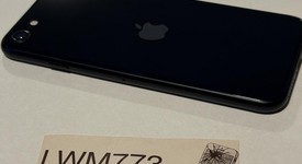 Good
													Apple iPhone SE 3rd Gen 2022 - Unlocked, Midnight, 64 GB, A2595, photo 4 of 8