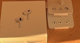 Used
													Apple AirPods Pro 2 - Lightning, photo 5 of 6