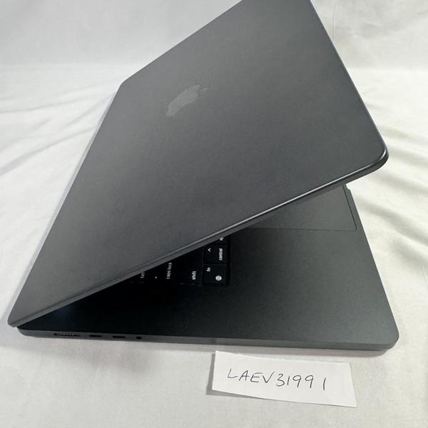 MacBook Pro 2024 - 16 inch - 512 GB, Space Black, 48 GB, Apple M4 Pro 14-core