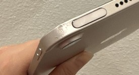 Good
													Apple iPad Air 5th Gen - Unlocked, Pink, 256 GB, A2589, photo 2 of 7