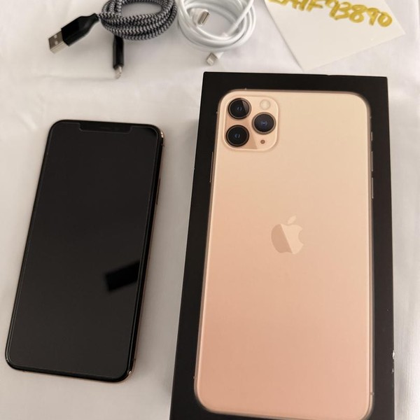 Apple iPhone 11 Pro Max - Unlocked, 64 GB, Gold, A2161