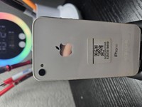 Apple iPhone 4