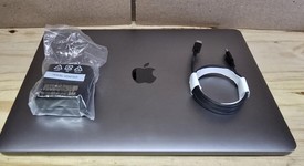 Fair
													MacBook Air 2020 - 13" - Apple M1, Gray, 256 GB, 16 GB, photo 2 of 12
