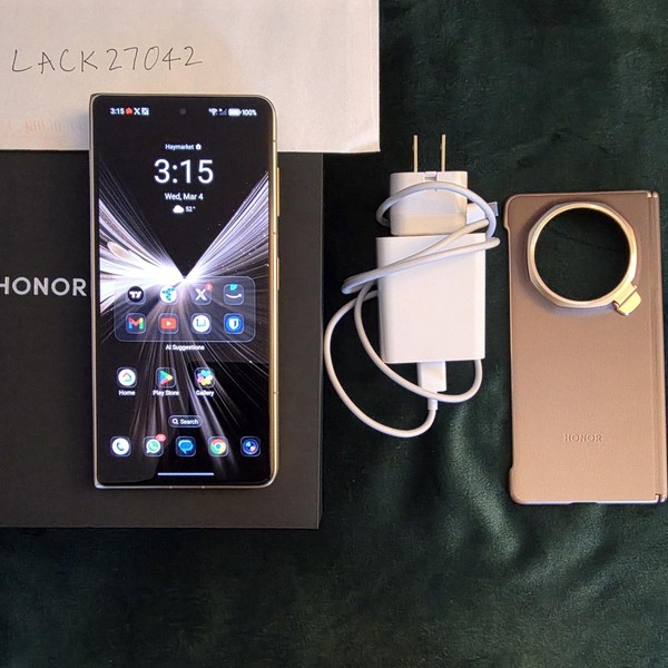 Honor Magic V5 - Unlocked Non-US, 512 GB, Gold, 16 GB