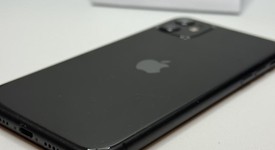 Good
													Apple iPhone 11 - Unlocked, Black, 64 GB, A2111, photo 3 of 8