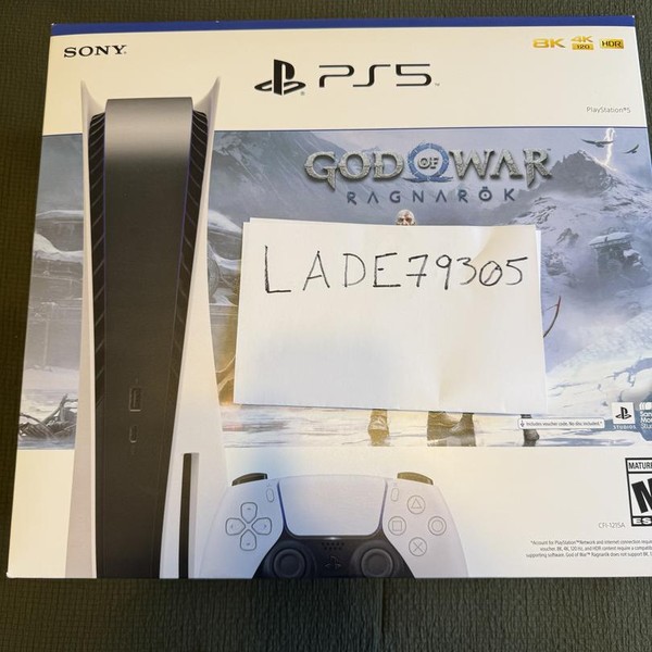 PlayStation 5 Standard Edition (2020) - 825 GB, White, Standard Edition