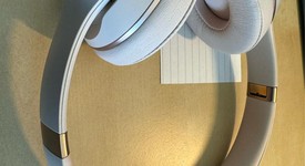 Used
													Beats Solo3 - Rose Gold, photo 2 of 4