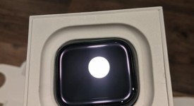 Mint
													Apple Watch Series 10 42mm - Black, A2997 - GPS, Aluminum, photo 4 of 14