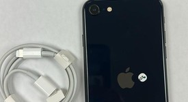 Mint
													Apple iPhone SE 3rd Gen 2022 - Unlocked, Midnight, 64 GB, A2595, photo 1 of 10