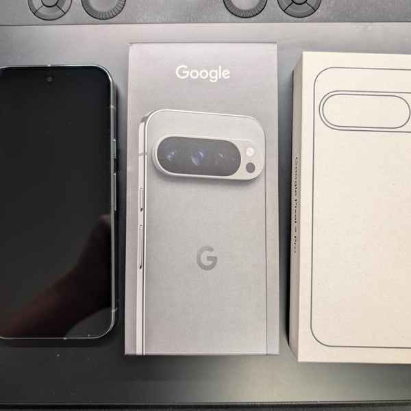 Google Pixel 9 Pro - Unlocked, 128 GB, Hazel, 16 GB, GR83Y