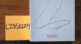 New
													BeatsX, photo 1 of 3