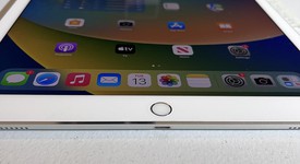Good
													Apple iPad Pro 12.9" 2nd Gen 2017 - Wi-Fi, Silver, 256 GB, photo 4 of 7
