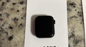 Fair
													Apple Watch Series 6 40mm - Silver, A2291 - GPS, Aluminum, photo 1 of 9