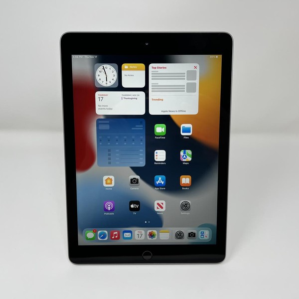 Apple iPad 6th Gen - Wi-Fi, 32 GB, Gray, A1893