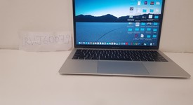 Good
													MacBook Air 2018 - 13" - I5, Silver, 128 GB, 16 GB, photo 5 of 8