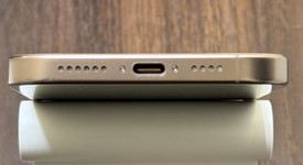 Good
													Apple iPhone 16 Pro Max - Unlocked, Desert, 256 GB, A3084, photo 5 of 8