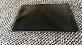 Mint
													Apple iPad 9th Gen - Wi-Fi, Gray, 64 GB, A2602, photo 4 of 9