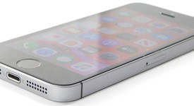 Good
													Apple iPhone SE 1st Gen 2016 - Unlocked, Grey, 32 GB, A1662, photo 3 of 8