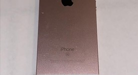 Good
													Apple iPhone SE 1st Gen 2016 - Unlocked, Rose Gold, 16 GB, A1662, photo 4 of 7