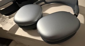 Used
													Apple AirPods Max USB-C - Blue, photo 2 of 3