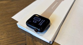 Good
													Apple Watch SE 2nd Gen 40mm - Unlocked, Midnight, A2726 - Cellular, Aluminum, photo 4 of 4