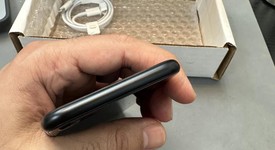 Mint
													Apple iPhone SE 3rd Gen 2022 - Unlocked, Midnight, 64 GB, A2595, photo 5 of 6