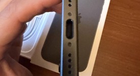 Mint
													Apple iPhone 17 - Unlocked, Black, 256 GB, A3258, photo 4 of 8