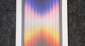 New
													Apple iPhone SE 3rd Gen 2022 - Unlocked, Midnight, 64 GB, A2595, photo 1 of 2