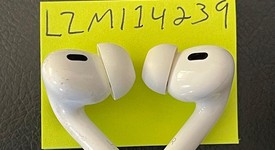 Used
													Apple AirPods Pro 2 - USB-C, photo 5 of 5