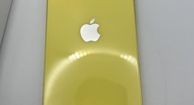 Mint
													Apple iPhone 14 - Unlocked, Yellow, 128 GB, A2649, photo 4 of 6