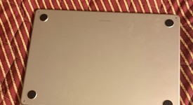 Good
													MacBook Air 2023 - 15" - Apple M2, Starlight, 256 GB, 8 GB, photo 3 of 8