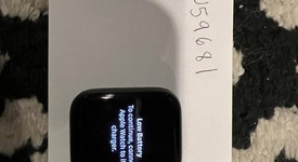Good
													Apple Watch SE 1st Gen 44mm - Gray, A2352 - GPS, Aluminum, photo 1 of 16