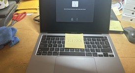 Good
													MacBook Pro 2020 - 13" - Apple M1, Gray, 256 GB, 8 GB, photo 1 of 9