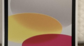 New
													Apple iPad 11th Gen - Wi-Fi, Silver, 128 GB, A3354, photo 5 of 8