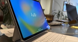 Mint
													Apple iPad Pro 11" 4th Gen 2022 - Unlocked, Silver, 256 GB, photo 1 of 8