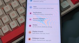 Good
													Google Pixel 9 Pro - Unlocked, Hazel, 256 GB, 16 GB, GR83Y, photo 5 of 6