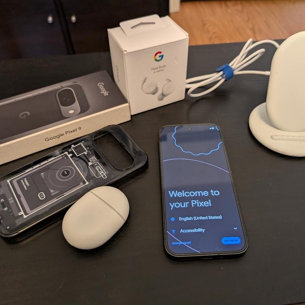 Google Pixel 9 - Unlocked, 128 GB, Obsidian, 12 GB, G2YBB