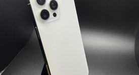 Good
													Apple iPhone 16 Pro Max - Unlocked, White, 256 GB, A3084, photo 3 of 3